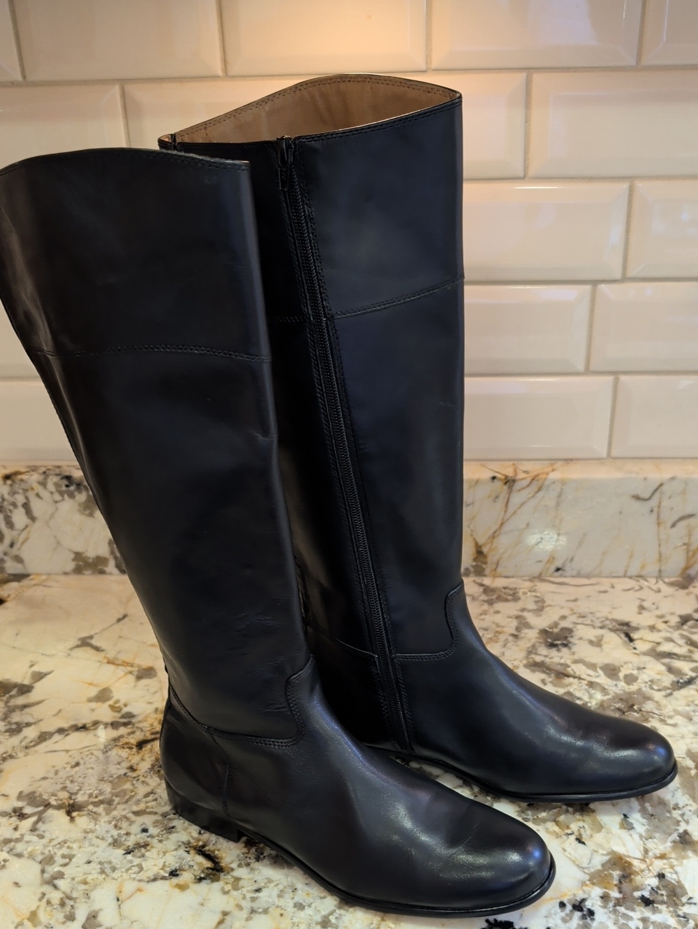 New! Retail $200 CORSO COMO Black  Leather Tall Riding Boots Size 9.5M